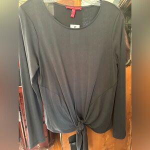 Black long skeeve blouse